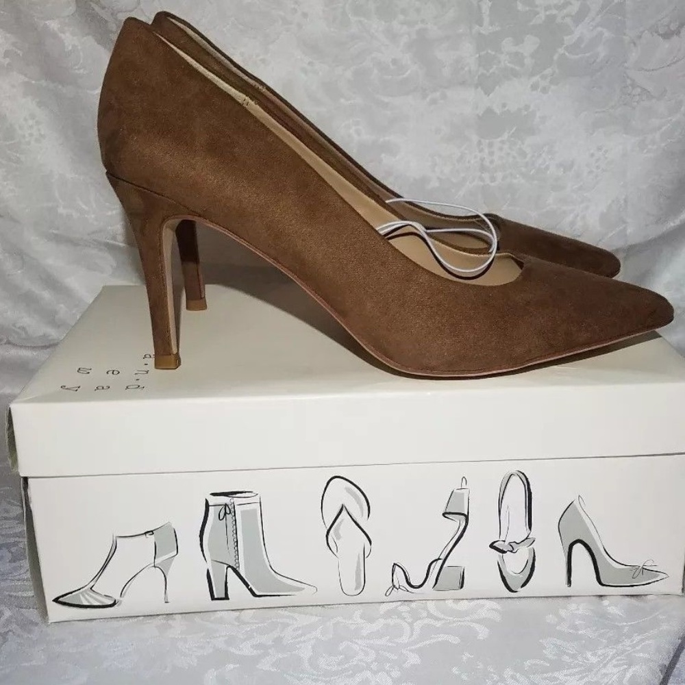 A New Day Women's Gemma Wide Width Pointed Toe